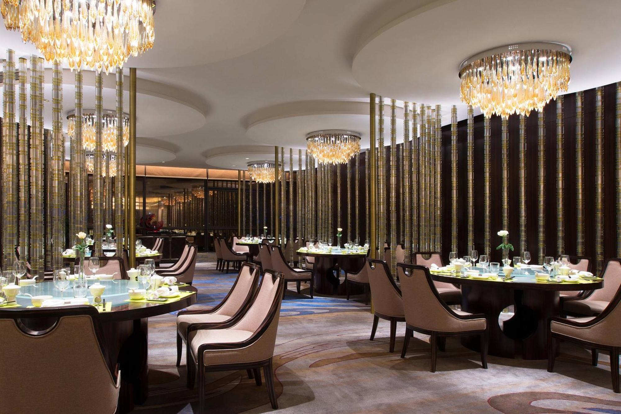 Sheraton Zhanjiang Hotel Exterior foto